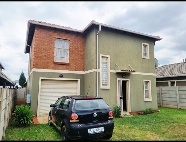 4 BEDROOM HOUSE FOR SALE IN LEOPARD’S REST